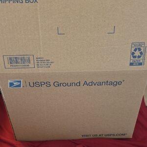 MYSTERY BOX, MAKEUP BUNDLE, JEWELRY BUNDLE 225.00 VALUE